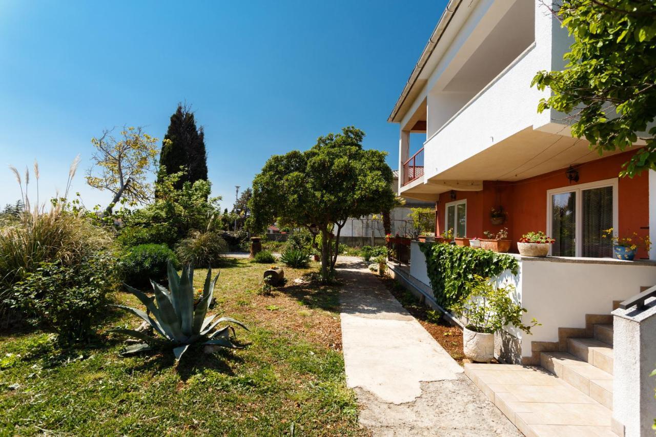 Oreskovic Apartment *